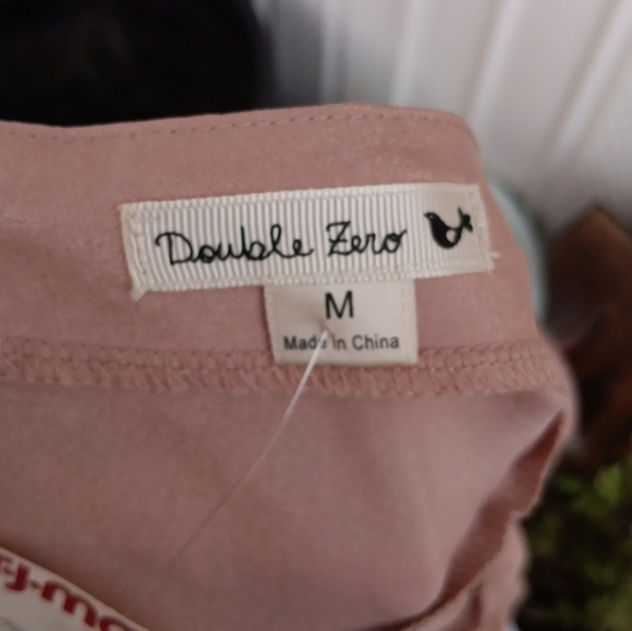 Double Zero Dusty Pink Ruffle Blouse Size M - Picture 5 of 5